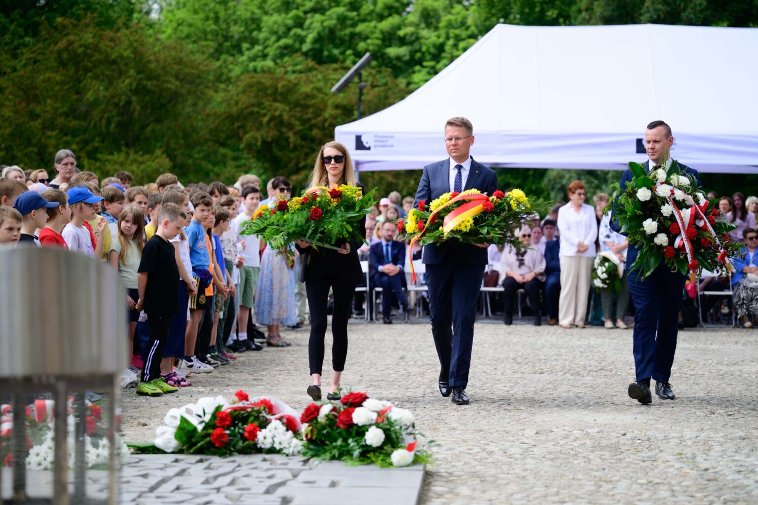 VI Zjazd Ocalalych z obozu przy ulicy Przemyslowej uroczystosci fot Sebastian Szwajkowski 14