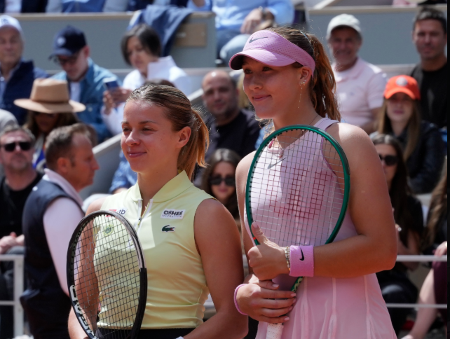 Maja Chwalińska przeszła do historii, ale French Open dla Mirry Andriejewej 1 Maja Chwalińska przeszła do historii, ale French Open dla Mirry Andriejewej