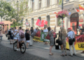 Pikieta w obronie łódzkiej zieleni. Mieszkańcy apelują o ochronę Botanicznego i Lasu Łagiewnickiego [ZDJĘCIA]