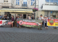 Pikieta w obronie łódzkiej zieleni. Mieszkańcy apelują o ochronę Botanicznego i Lasu Łagiewnickiego [ZDJĘCIA]