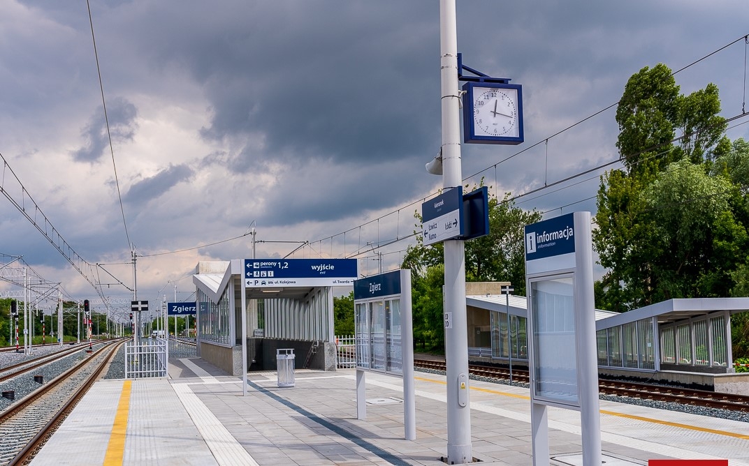 Winda na dworcu w Zgierzu znów nie działa. Pasażerowie skarżą się na awarie i uwięzienie w środku 1 Winda na dworcu w Zgierzu znów nie działa. Pasażerowie skarżą się na awarie i uwięzienie w środku