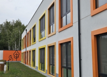 Przedszkole Miejskie nr 4 w Łodzi otworzy się we wrześniu. Rodzice mogą jeszcze zapisać dzieci [ZDJĘCIA]