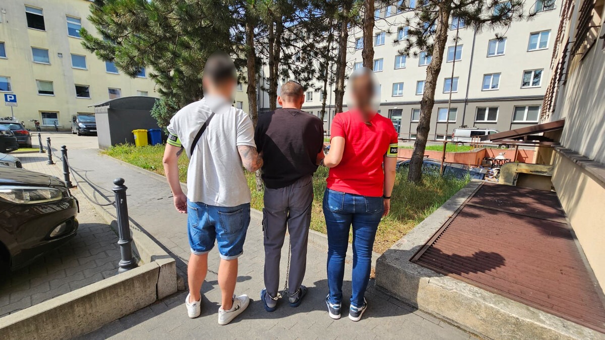 Strzały z broni i groźby nożem. Są zarzuty dla podejrzanego o ataki na Górnej