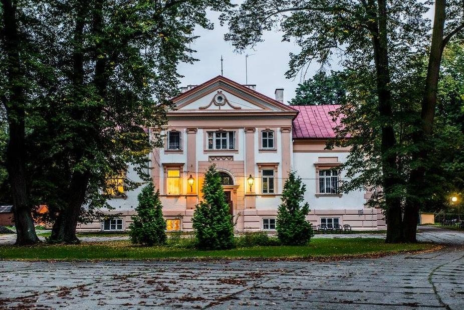 Łódzki wschodni na fali | Powiatowe Centrum Medyczne, nowy DPS i rewitalizacja Pałacu w Lisowicach