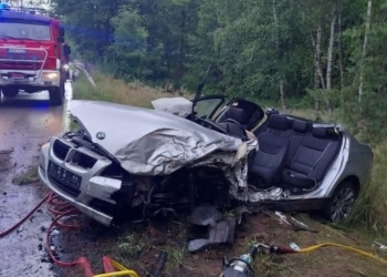 Zderzenie karetki z osobówką. 4 osoby w szpitalu