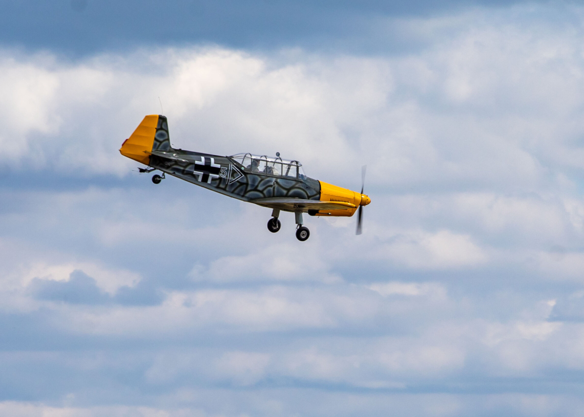 Fly Fest 2026 w Piotrkowie Trybunalskim. Podniebne akrobacje i pokazy lotnicze [ZDJĘCIA]