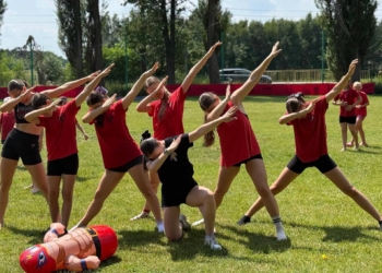 Łódzki wschodni na fali | Sukces cheerleaderek z klubu FitMoc