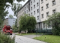Pożar w akademiku na Lumumbowie. Dwie osoby ranne [ZDJĘCIA]