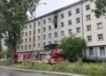 Pożar w akademiku na Lumumbowie. Dwie osoby ranne [ZDJĘCIA]
