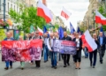 Marsz Pamięci Ofiar Ludobójstwa OUN-UPA przeszedł ulicami Łodzi [ZDJĘCIA]