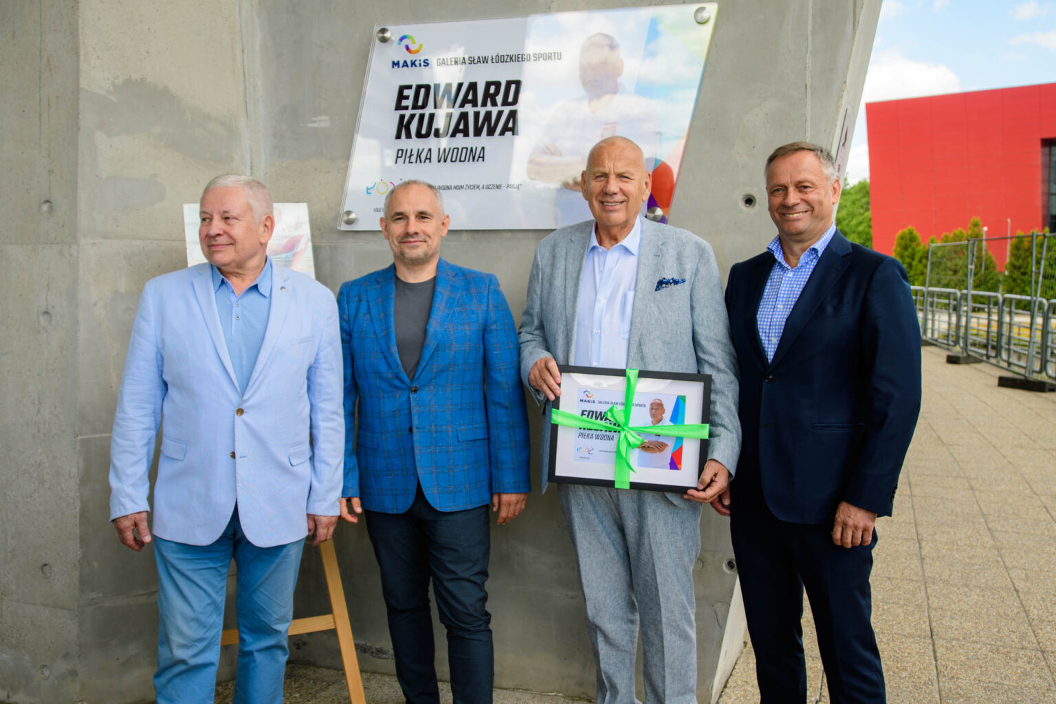 Odsłonięcie tablicy Edwarda Kujawy fot Sebastian Szwajkowski_3 Odsloniecie tablicy Edwarda Kujawy fot Sebastian Szwajkowski 3
