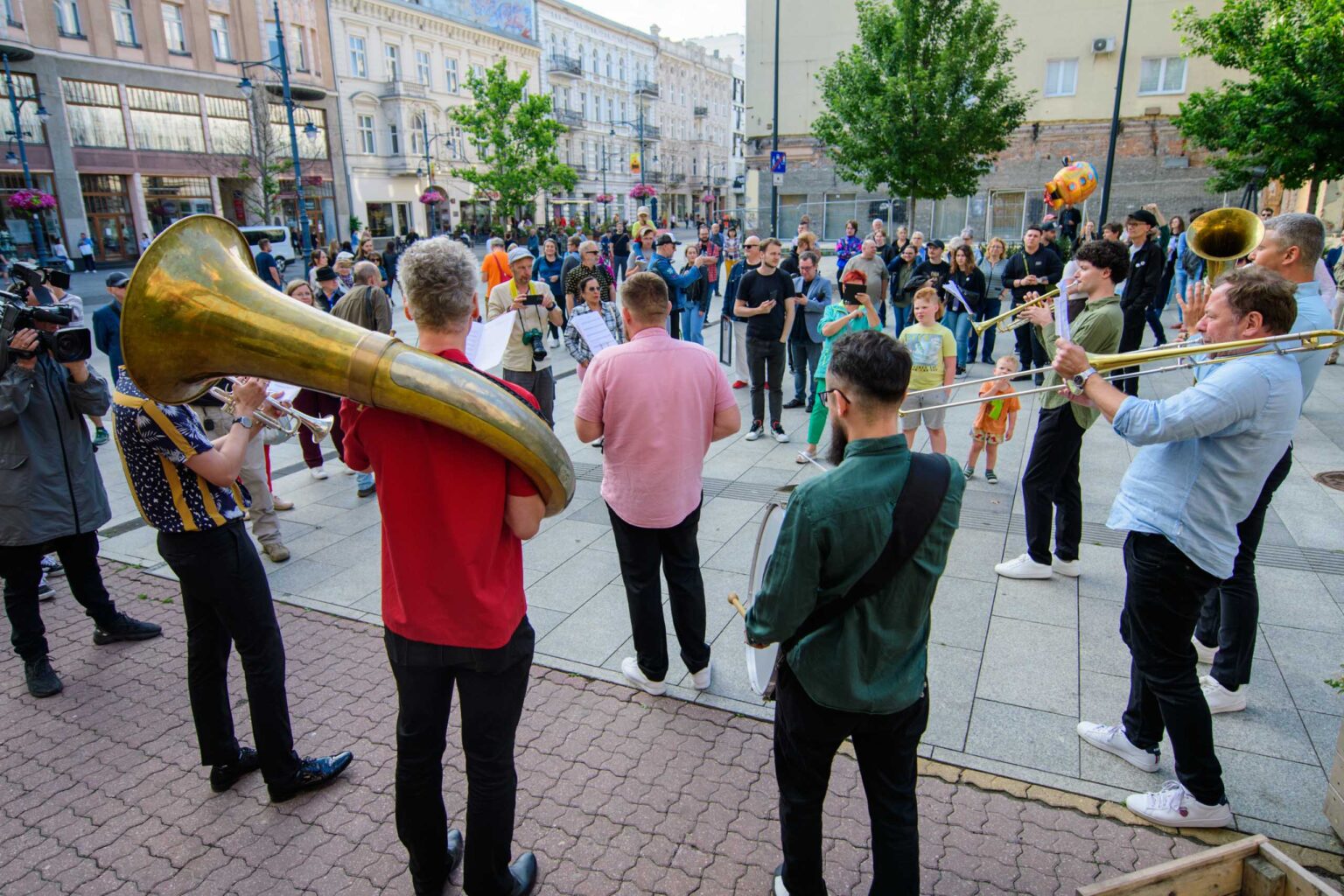 Parada Żółtej Łodzi Podwodnej fot Sebastian Szwajkowski (2) Parada Zoltej Lodzi Podwodnej fot Sebastian Szwajkowski 2
