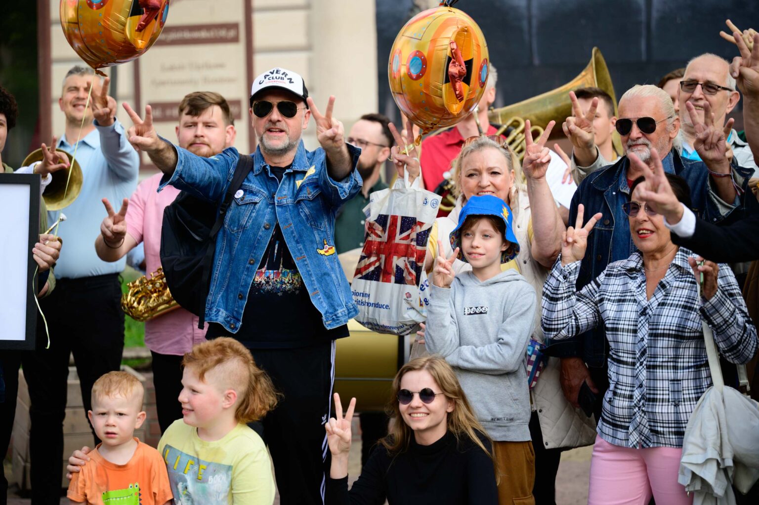 Parada Żółtej Łodzi Podwodnej fot Sebastian Szwajkowski (9) Parada Zoltej Lodzi Podwodnej fot Sebastian Szwajkowski 9