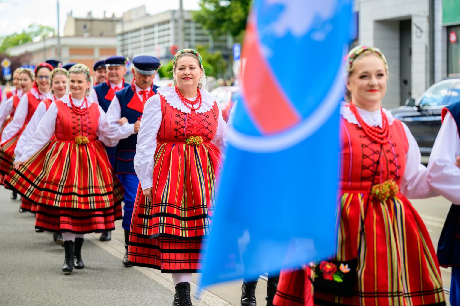 Parada folkowa w Pabianicach fot Sebastian Szwajkowski 20
