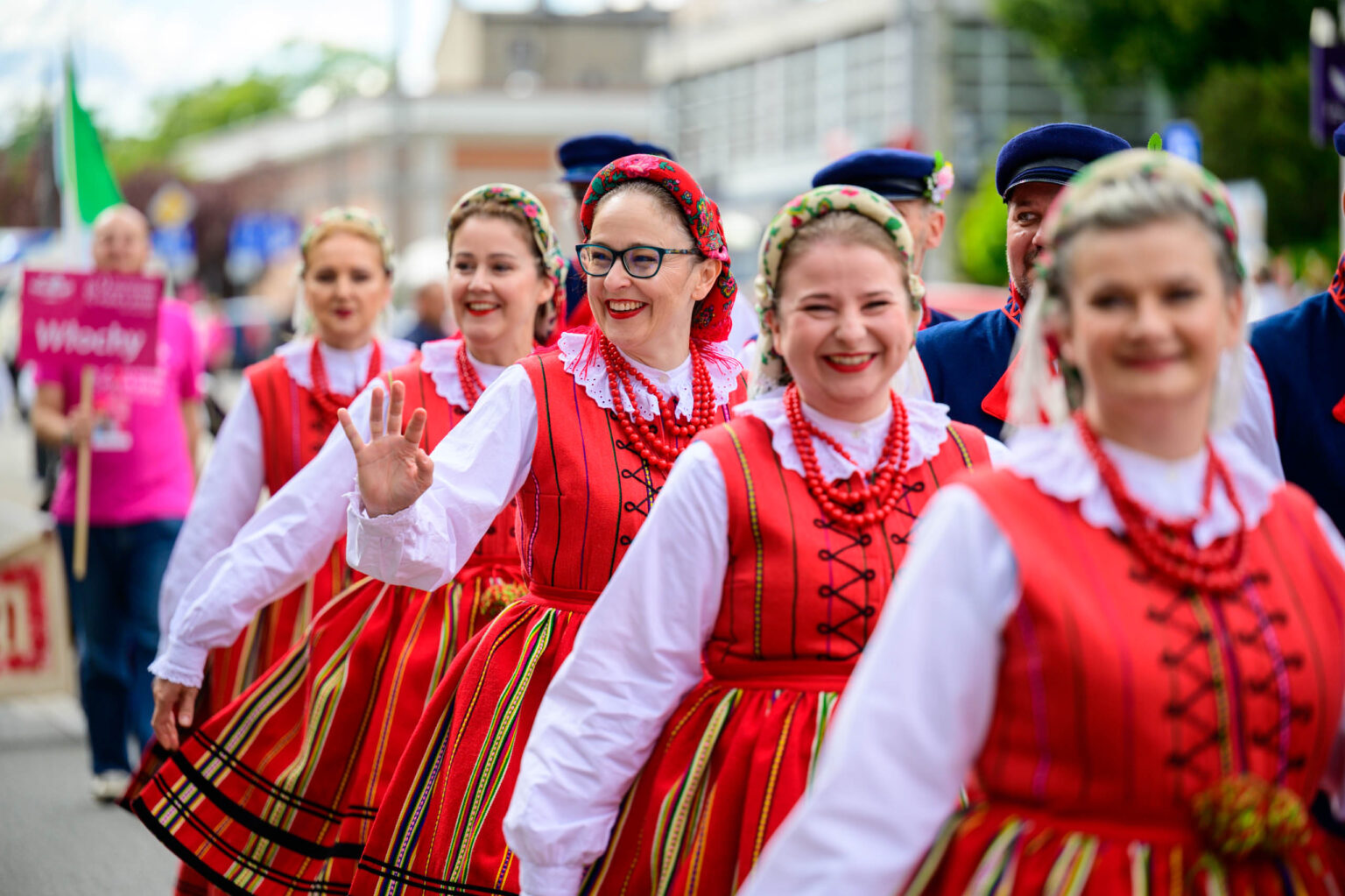 Parada folkowa w Pabianicach fot Sebastian Szwajkowski 21