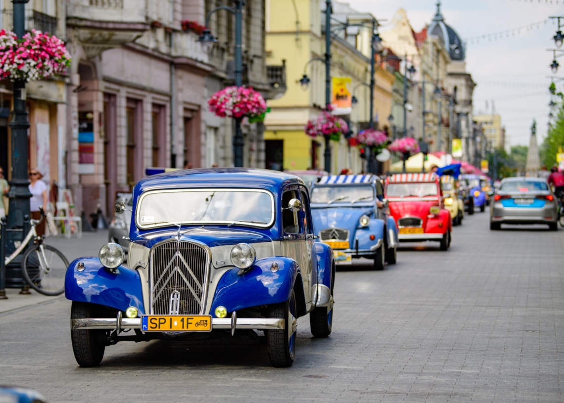 Zabytkowe Citroeny opanowały Łódź