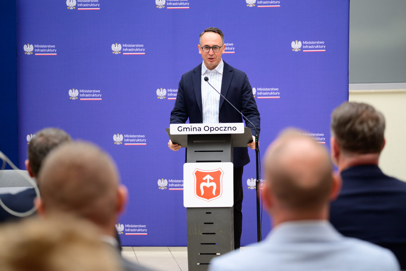 Podpisanie umowy na projekt dworca Opoczno Południe z ministrem Klimczakiem fot Sebastian Szwajkowski_10 Podpisanie umowy na projekt dworca Opoczno Poludnie z ministrem Klimczakiem fot Sebastian Szwajkowski 10