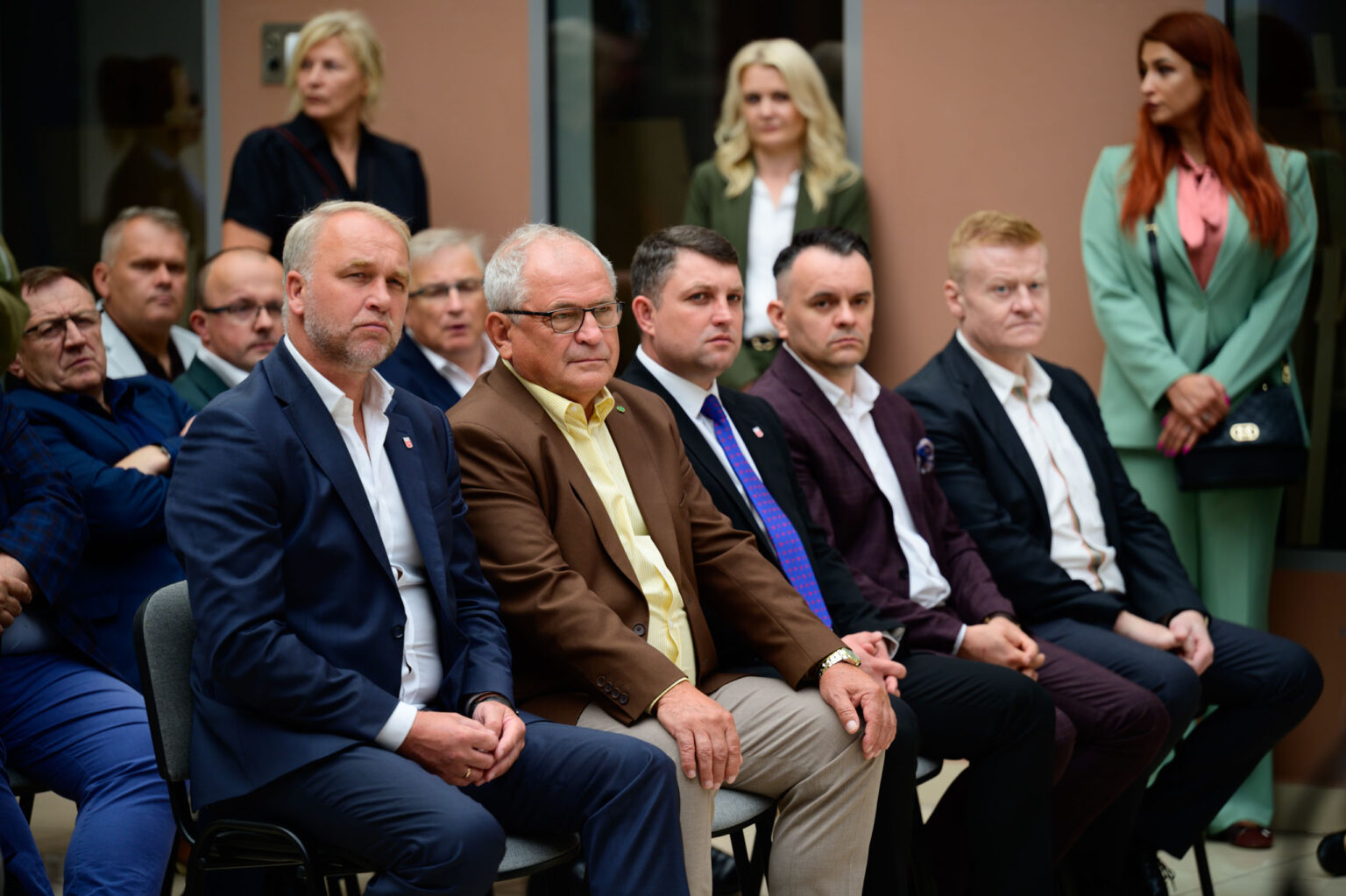 Podpisanie umowy na projekt dworca Opoczno Południe z ministrem Klimczakiem fot Sebastian Szwajkowski_17 Podpisanie umowy na projekt dworca Opoczno Poludnie z ministrem Klimczakiem fot Sebastian Szwajkowski 17