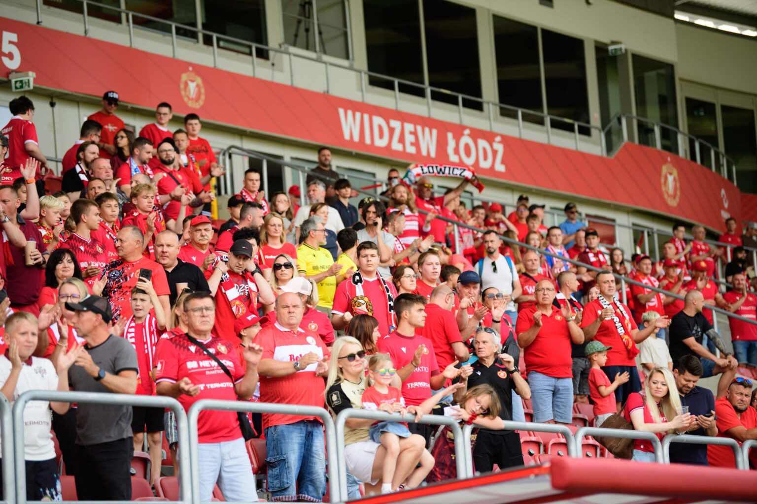 Prezentacja drużyny Widzewa sezon 2026 2027 fot Sebastian Szwajkowski_10 Prezentacja druzyny Widzewa sezon 2026 2027 fot Sebastian Szwajkowski 10