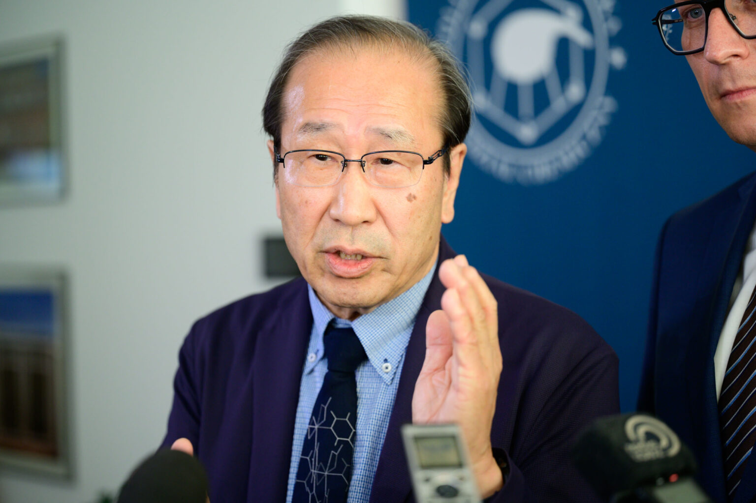 Profesor Susumu Kitagawa na Politechnice Lodzkiej fot Sebastian Szwajkowski 11