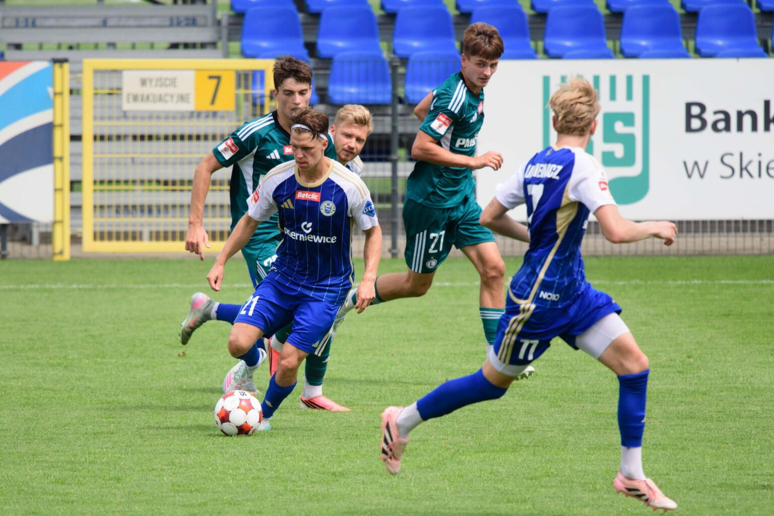 Sparing Unia Skierniewice Legia Warszawa II fot Sebastian Szwajkowski 28