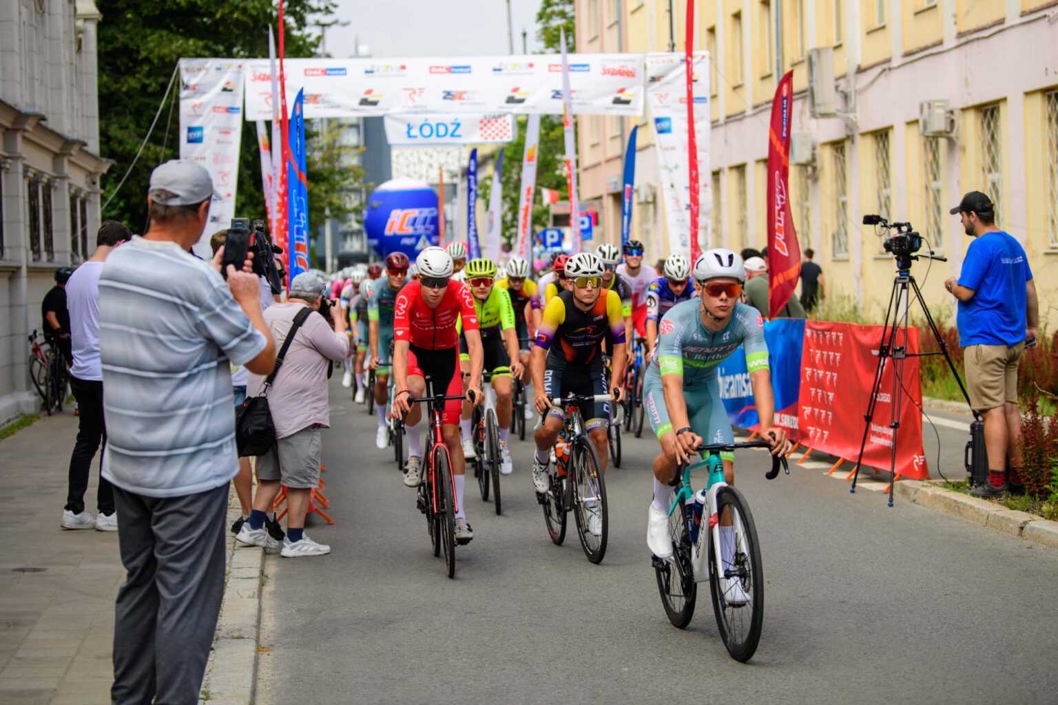 Start 37 Wyścigu Kolarskiego Solidarności i Olimpijczyków fot Sebastian Szwajkowski_15 Start 37 Wyscigu Kolarskiego Solidarnosci i Olimpijczykow fot Sebastian Szwajkowski 15