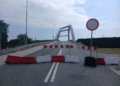 "Błędnik” wciąż nieprzejezdny. Kierowcy czekają na wyniki ekspertyzy wiaduktu [ZDJĘCIA]
