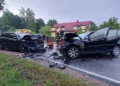 Groźny wypadek w Józefowie. 19-latka kierująca BMW i siedem osób poszkodowanych 4 Groźny wypadek w Józefowie