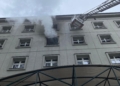 Pożar w akademiku na Lumumbowie. Dwie osoby ranne [ZDJĘCIA]