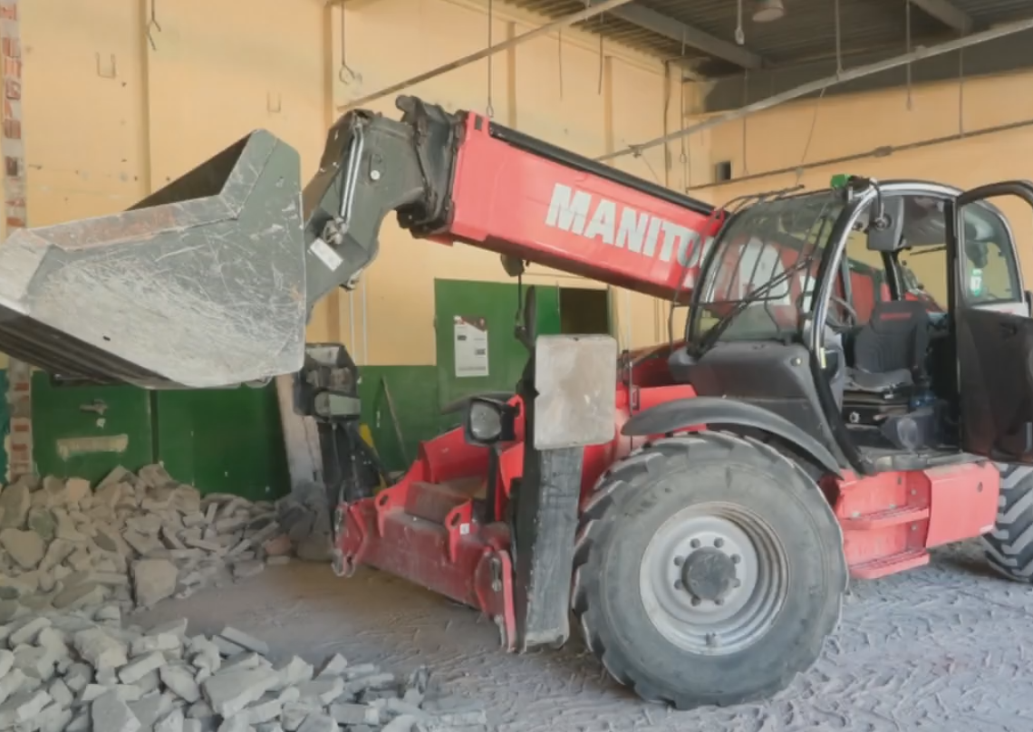 „Mechanik” w Zduńskiej Woli zyska nowoczesne warsztaty. Inwestycja za blisko 9 mln zł 1 „Mechanik” w Zduńskiej Woli zyska nowoczesne warsztaty. Inwestycja za blisko 9 mln zł