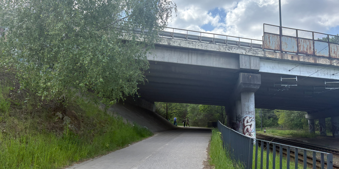 Będzie bezpieczniej przy UMEDzie. Miasto reaguje na apele studentów 1 Będzie bezpieczniej przy UMEDzie. Miasto reaguje na apele studentów