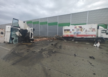 Wypadek dwóch ciężarówek na A1. Autostrada zablokowana