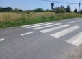 Przejście dla pieszych prowadzi w pole i do rowu. Mieszkańcy Rudy Bugaj czekają na chodnik [ZDJĘCIA]