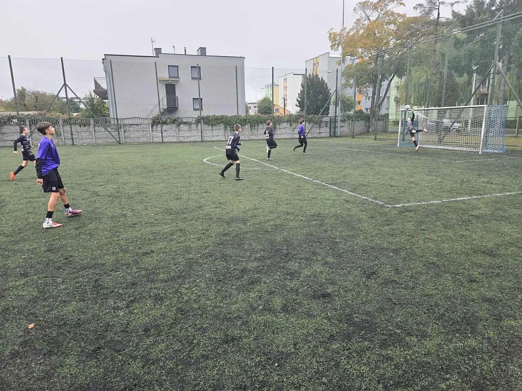 Sieradzki orlik zostanie wyremontowany. Będzie nowa nawierzchnia i tablica wyników