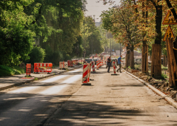 Ulica Wielkopolska w Łodzi przejezdna do końca wakacji