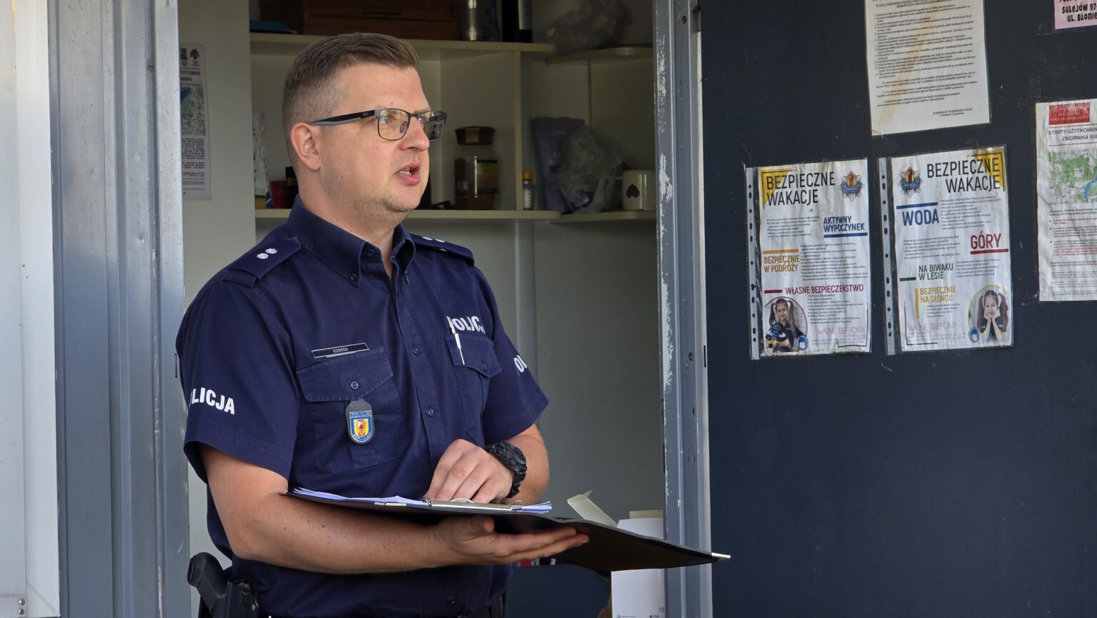 Wspólne działania służb przy Zalewie Sulejowskim, fot. Paweł Kwiatkowski 20260808 091118