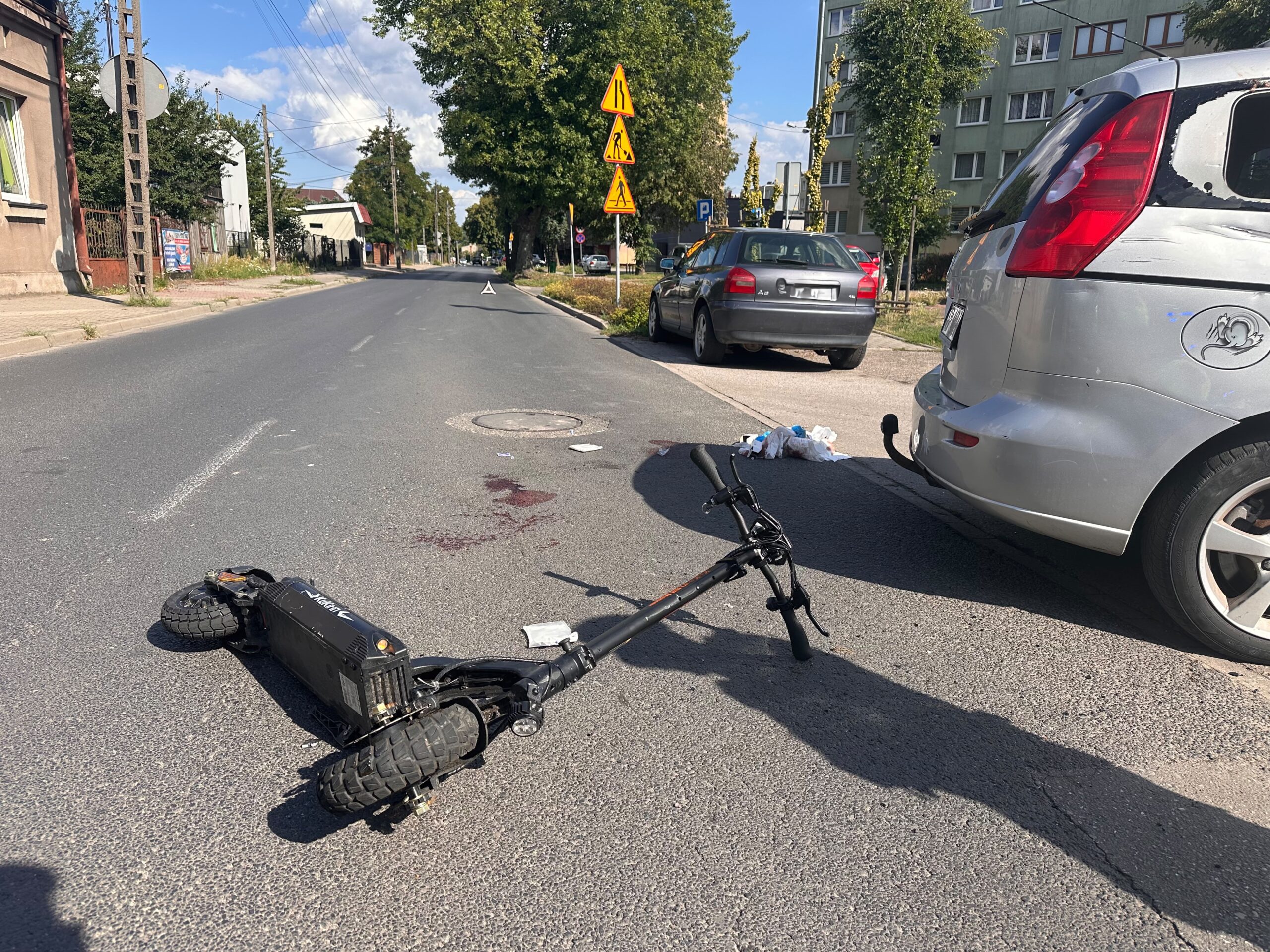 Niebezpieczne popołudnie na drogach regionu. Do szpitala trafiło dwoje nieletnich 2 Niebezpieczne popołudnie na drogach regionu. Do szpitala trafiły dwoje nieletnich