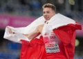 Trenuje w Łodzi, zdobył medal w Birmingham. Jakub Szymański z brązem lekkoatletycznych ME