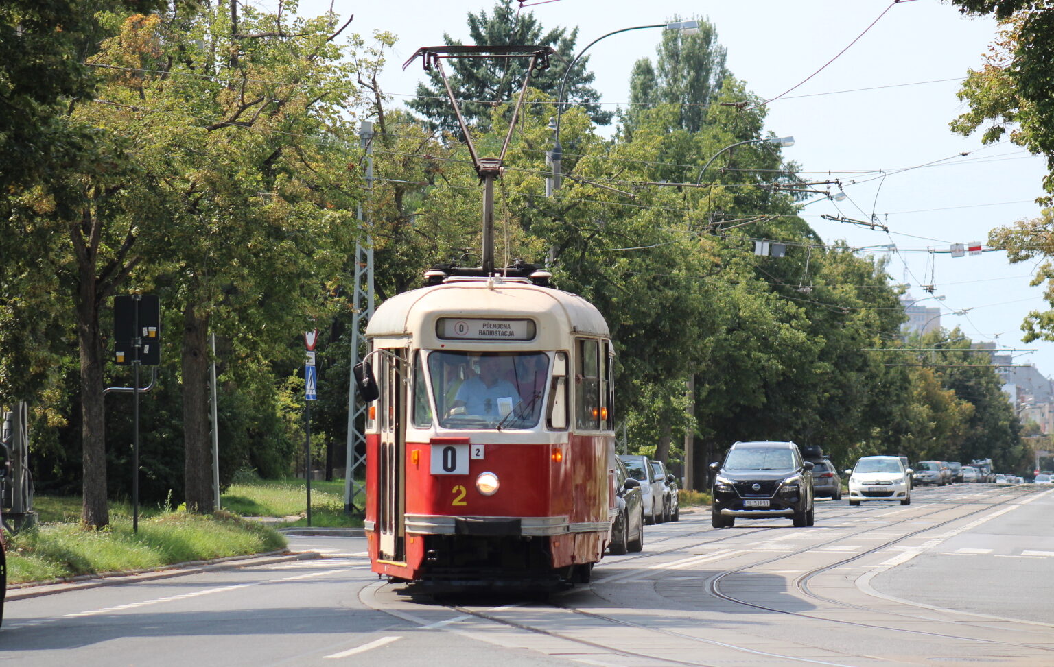 Kultowy tramwaj wrócił na łódzkie tory. 803N znów wozi pasażerów