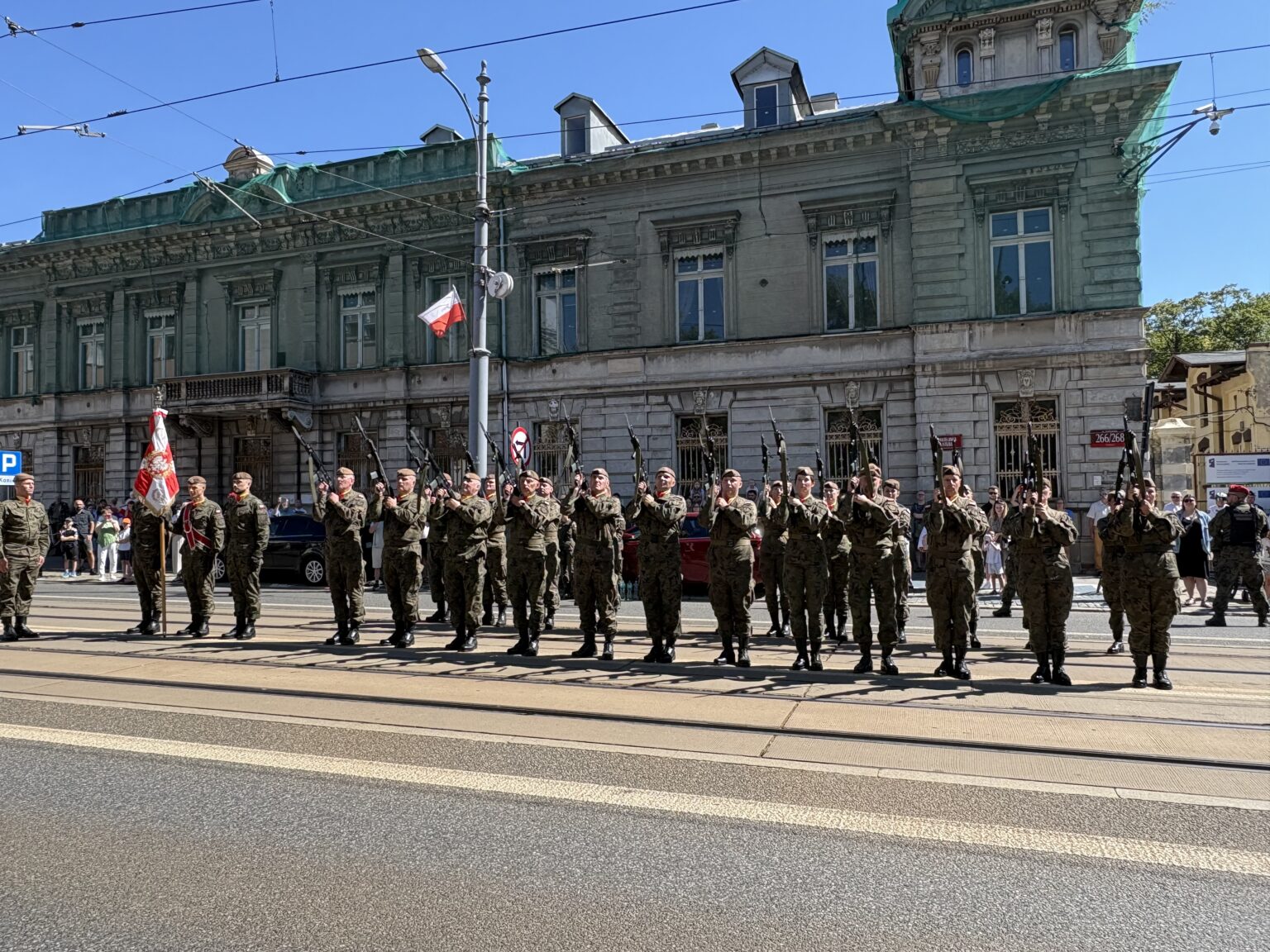 Obchody Święta Wojska Polskiego w Łodzi, fot. Jakub Jędrzejewski IMG 5359