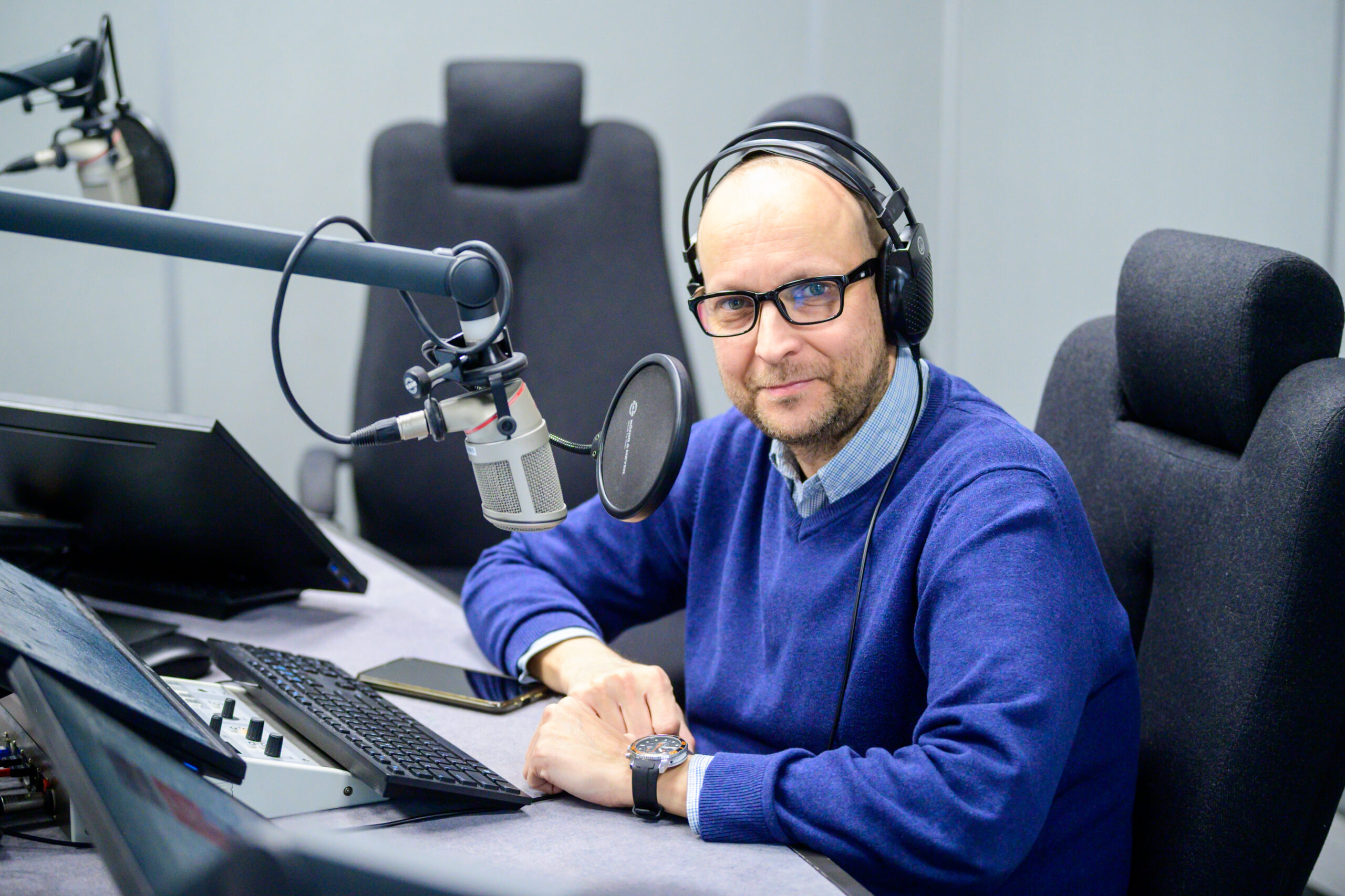 Jakub Wielgus w studiu Radia Łódź