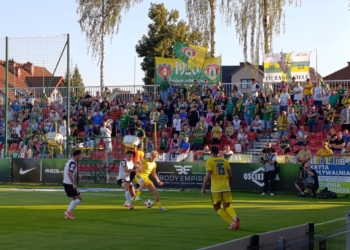 Historyczna wygrana Unitów. Puszcza Niepołomice - Unia Skierniewice 0:1 [ZDJĘCIA, GOL]