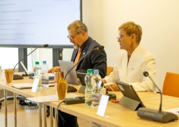 „To nie jest sprawa polityczna”. Tomasz Pohl rezygnuje z funkcji przewodniczącego Rady Miasta