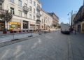 Remont Placu Wolności w Łodzi trwa. Wybrzuszona nawierzchnia ma zniknąć do 20 sierpnia [ZDJĘCIA]