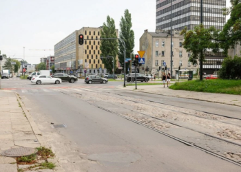 Rusza remont ulicy Wróblewskiego w Łodzi. Będą nowe jezdnie, chodniki i droga rowerowa