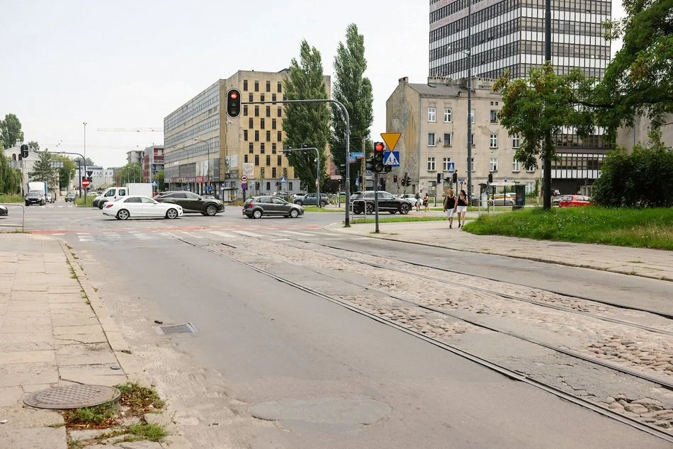 Rusza remont ulicy Wróblewskiego w Łodzi. Będą nowe jezdnie, chodniki i droga rowerowa