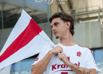 Igor Strzałek nowym piłkarzem ŁKS-u. Były zawodnik Legii podpisał kontrakt