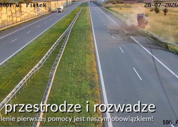 Poważny wypadek na A1 w Łódzkiem. Prawie nikt nie zareagował [NAGRANIE]