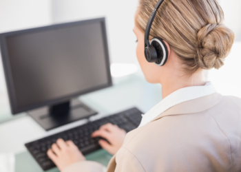 Telefon zaufania dla dzieci i młodzieży z pieczy zastępczej. Inicjatywa fundacji z Łęczycy