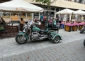 Wielka parada motocykli na Piotrkowskiej w Łodzi